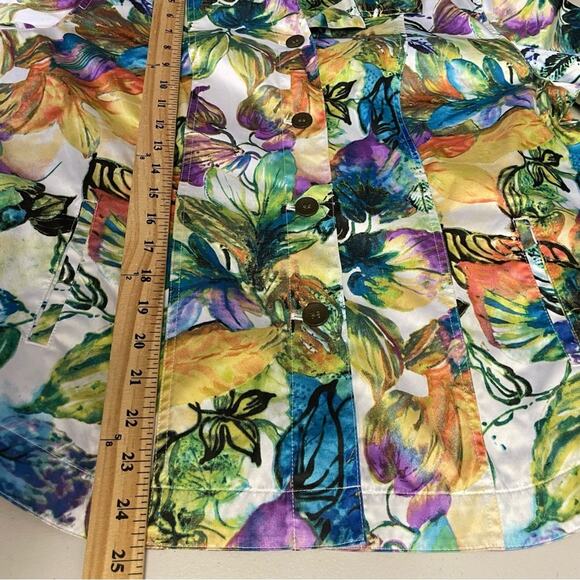 Additions by Chico's colorful floral button down blouse size 2 some stretch - Picture 9 of 9